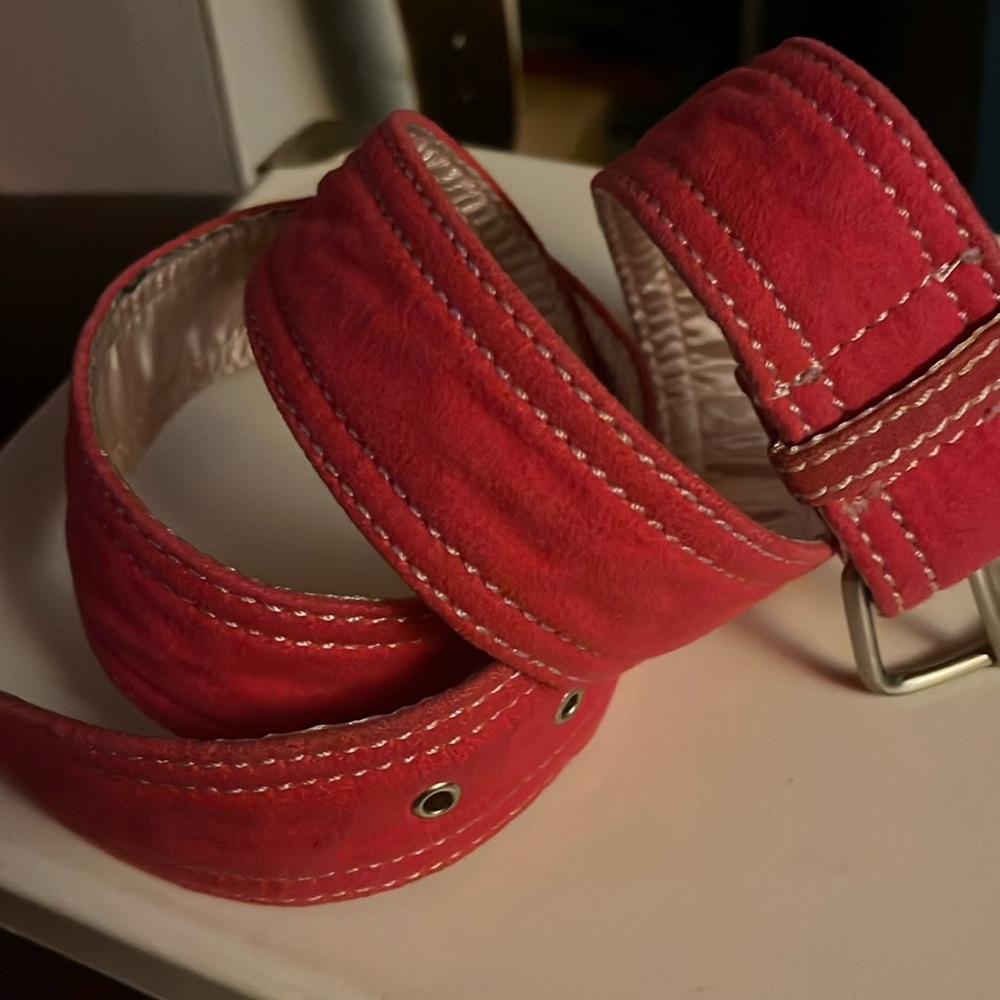 AE hot pink faux suede belt small 1 1/2”